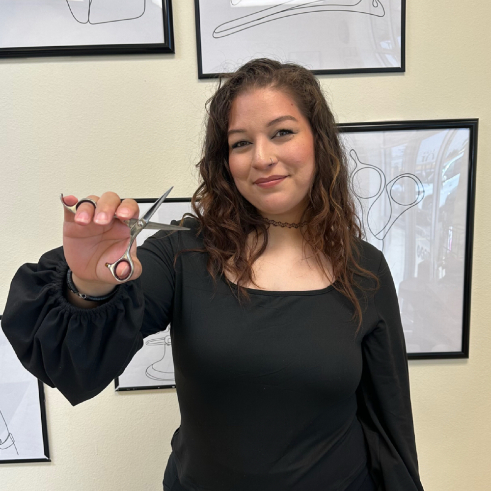 Angie Domínguez at Hair IQ Salon & Spa in Weslaco, TX