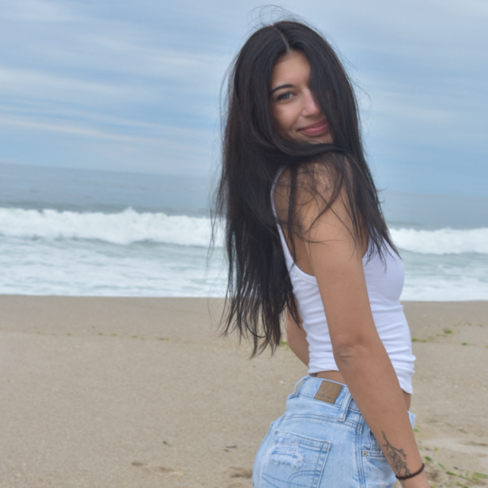 Ariana Zotova at The Layer & The Spell by Rexstyles in Point Pleasant Beach, NJ
