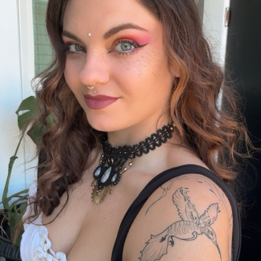 hannah daisy at flores de tinta in Tampa, FL