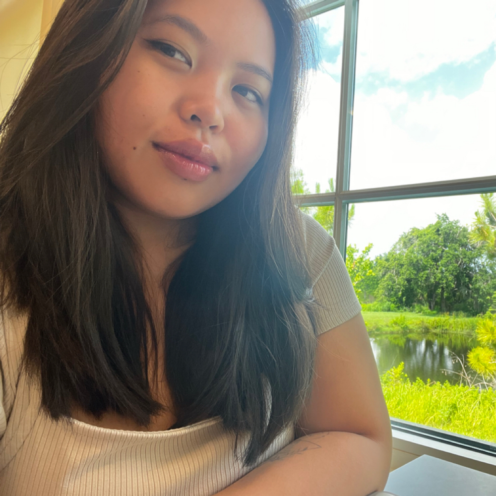 Nhu Duong at Bijou Nail Bar in Lithia, FL