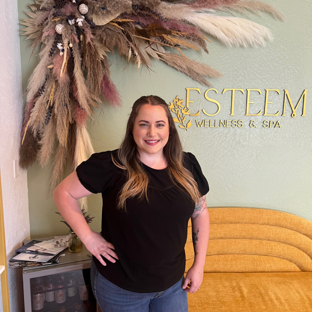 Leiken Pollock at The skin Esteem in Medford, OR