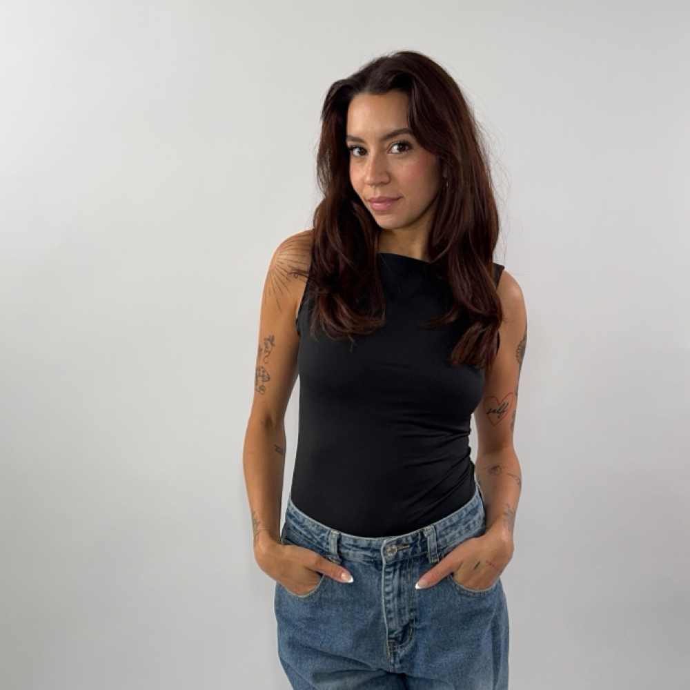 Angel Cancela at Spoolie & Mane in Toms River, NJ