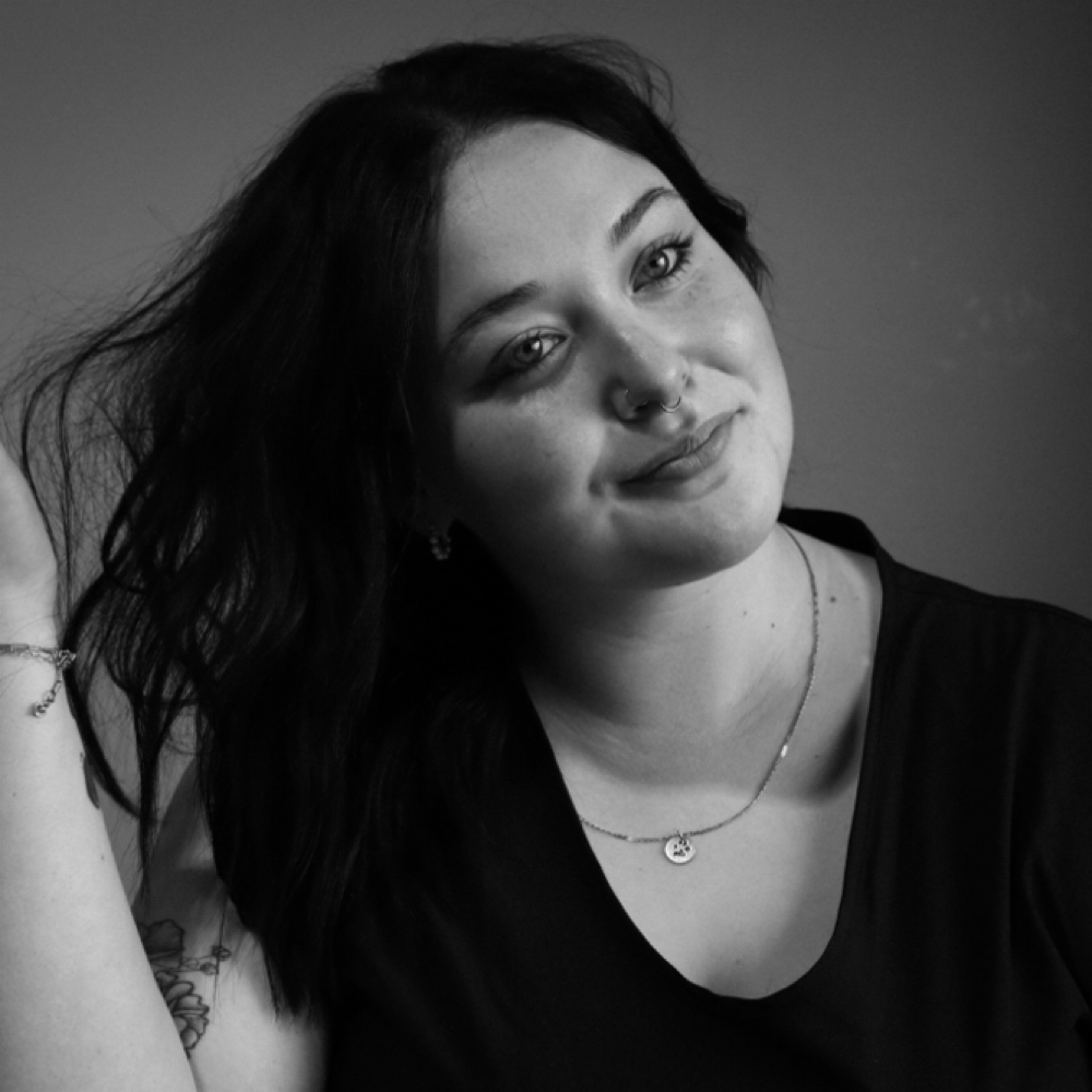 Chassie Bednaza at The Hair BnB in Ottawa, IL