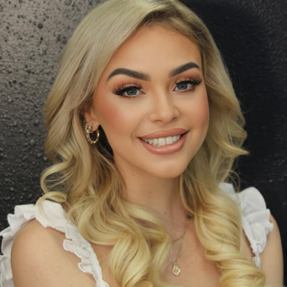 Allison Miller at Highlights in Daytona Beach, FL