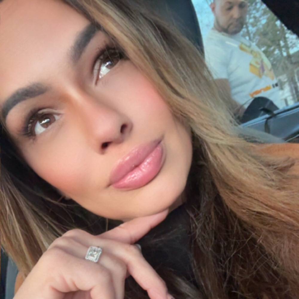 Vanessa Munoz at Luxe Beauty Bar in Brookfield, CT