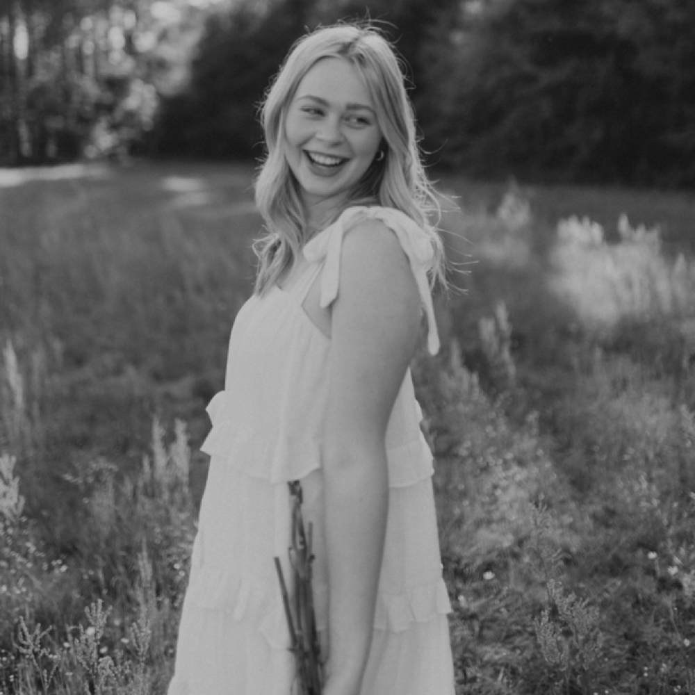 Chelsy Munn at Glitter & Gloss in Florence, SC