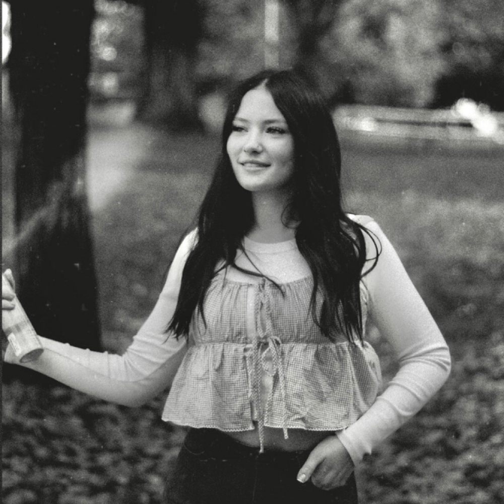 Tobi King at Mystic Mountain Salon & Boutique in Sonora, CA