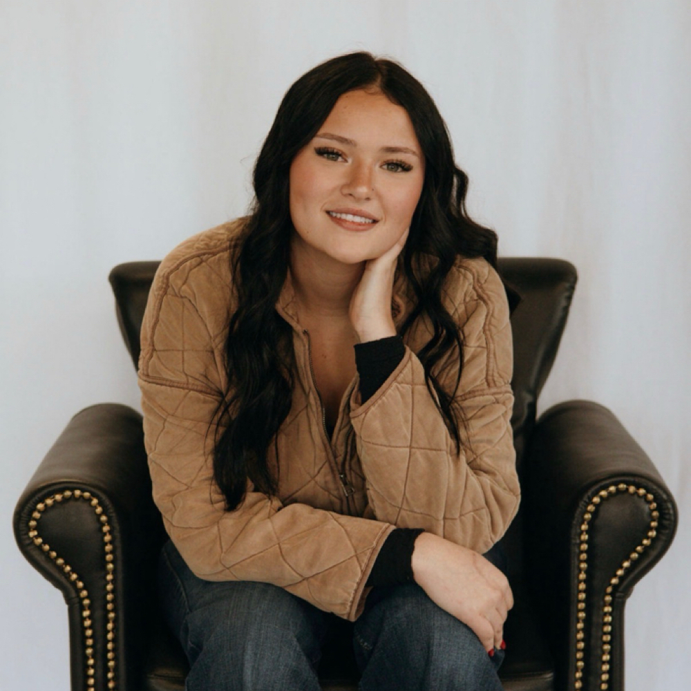 Tobi King at Mystic Mountain Salon & Boutique in Sonora, CA