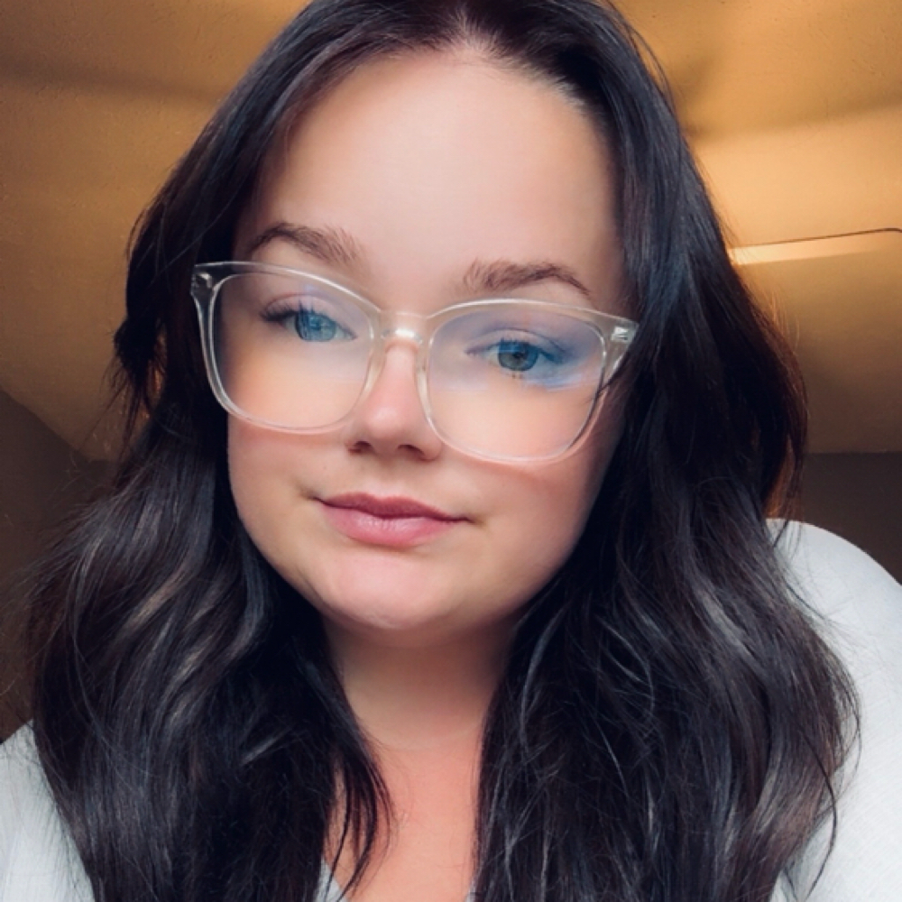 Sierria Appleberry at Nailvana in Lebanon, MO