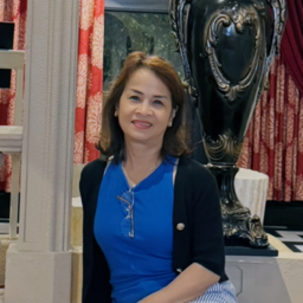 Lena N at Queen Nails and Lash in Sterling, VA