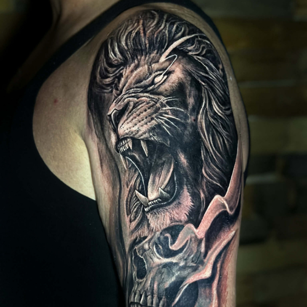 Sage Powell at Empress Beauty Salon / Empire Ink in Warsaw, IN