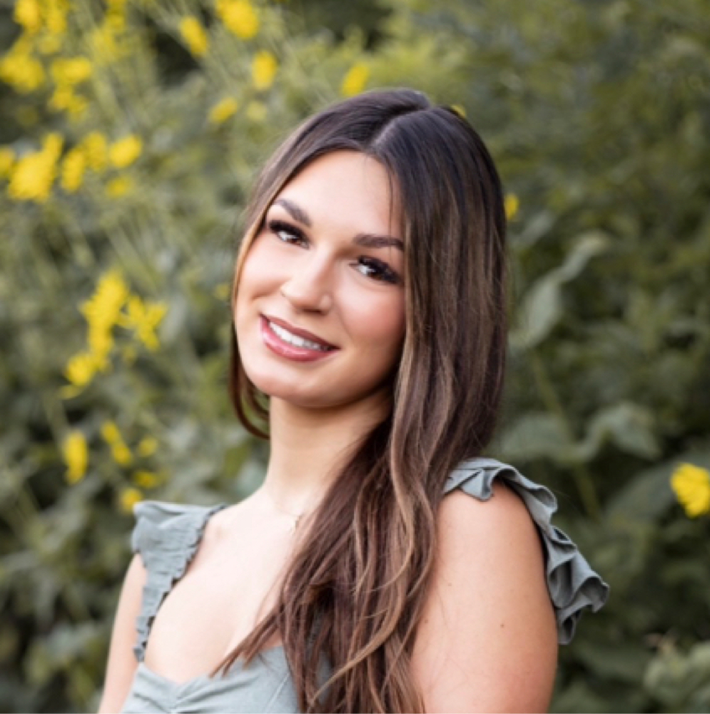 Malina Mascotti at AmyEyesthetics Eyelash Extensions in Brookfield, WI