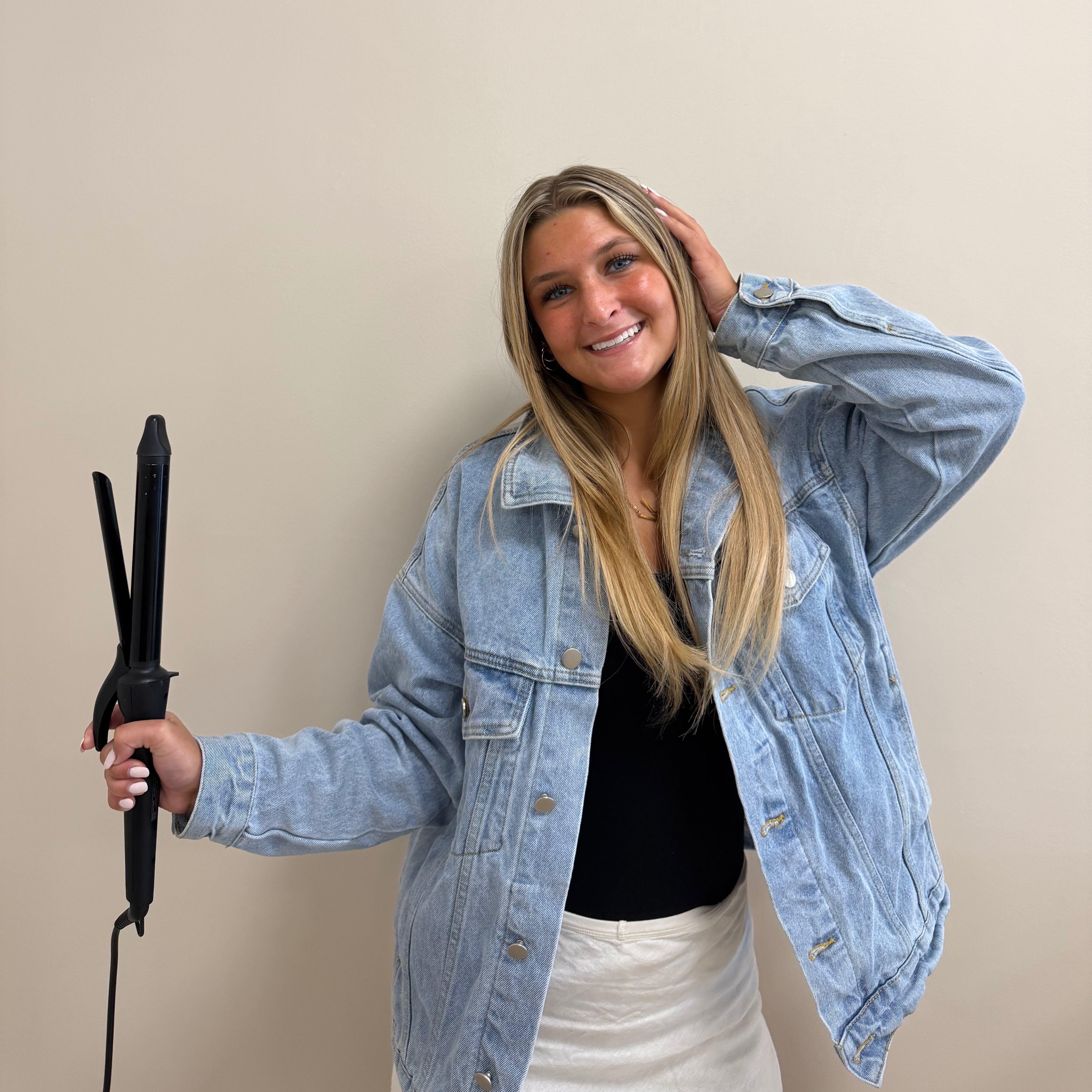 Kailyn Abood at Mod Manes in Shelby Twp, MI
