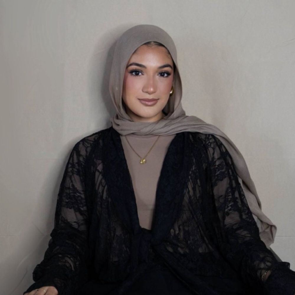 Yasmin Abusafieh at Kali Beauty Lounge in Mokena, IL