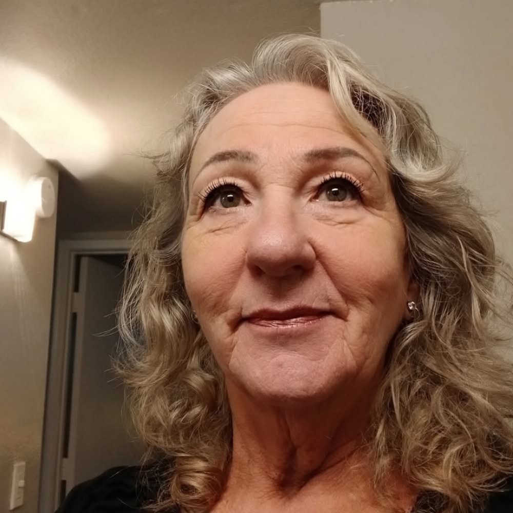 Jean Tereshko at Hair'Z 2 U in Glendale, AZ