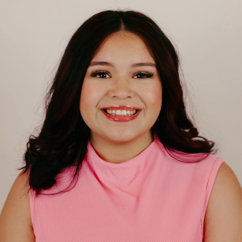 Veronica Hernandez at 903 Nail Co in Athens, TX