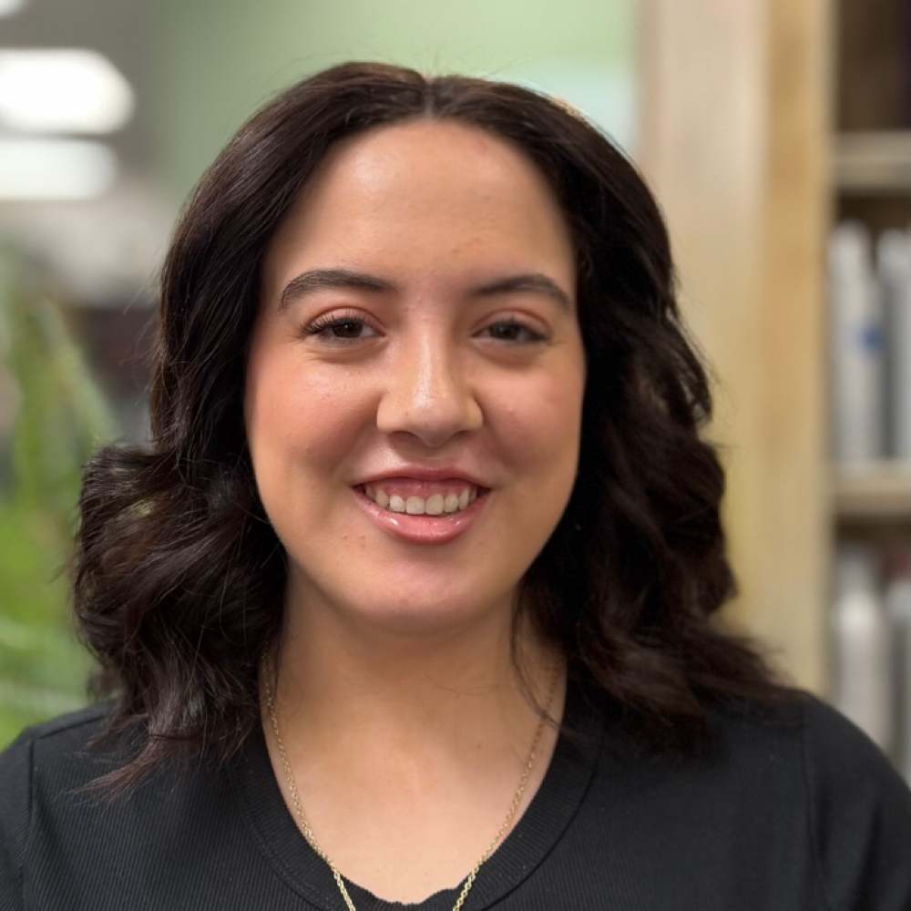 Saige Williams at The Parlor Of Oxford,LLC in Oxford, MS