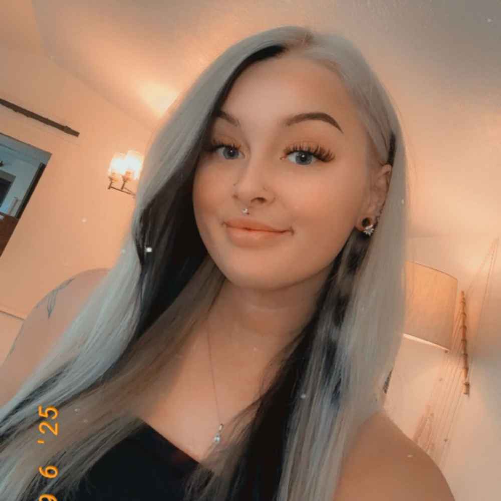 Dallis Engel at Head Case Beauty and Barber Company in canby, OR