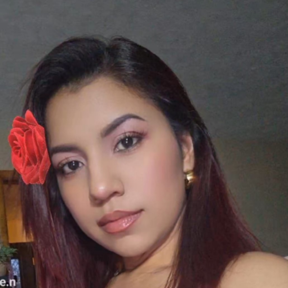 Kellyn Nail Tech at Chicabeauty.bar in Louisville, KY