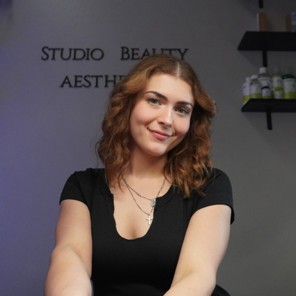 Ali Reeve