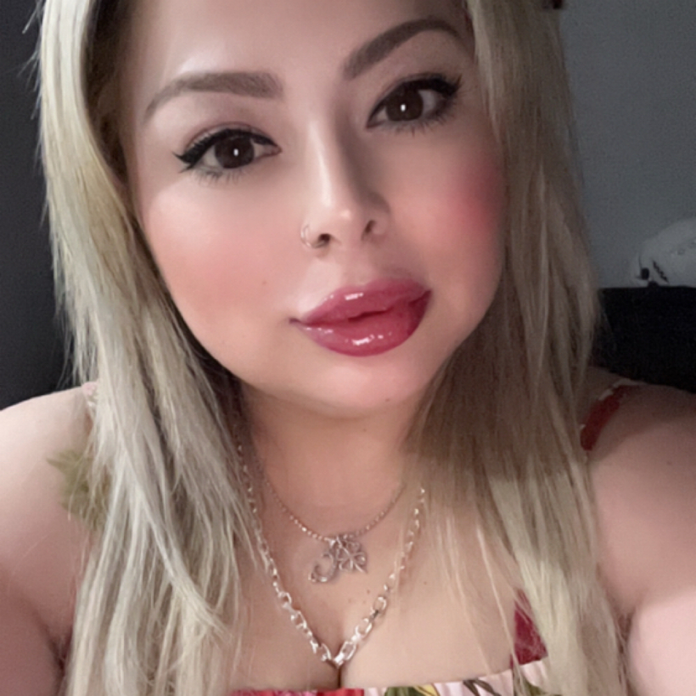 Christina Martinez at Iron & Ivy Salon in Baytown, TX