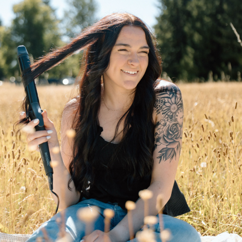 Justine Kaiser at Head Case Beauty and Barber Company in canby, OR