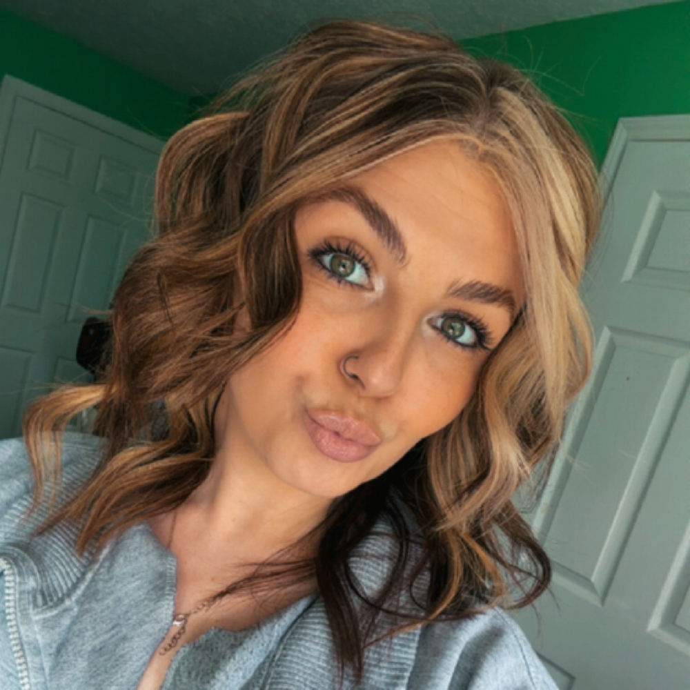 Kylie Reynolds at Modern Barbershop And Salon in Lebanon, IN