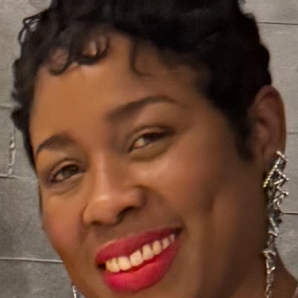 Tenene williams at Okomoko Beauty Bar in MELROSE PARK, IL