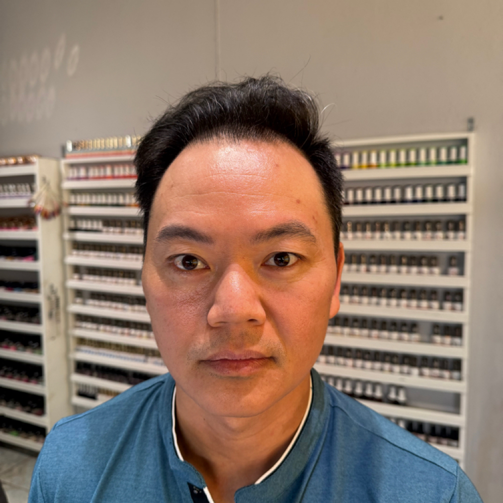Michael Nguyen at Venice Nails & Head Spa in Kyle, TX