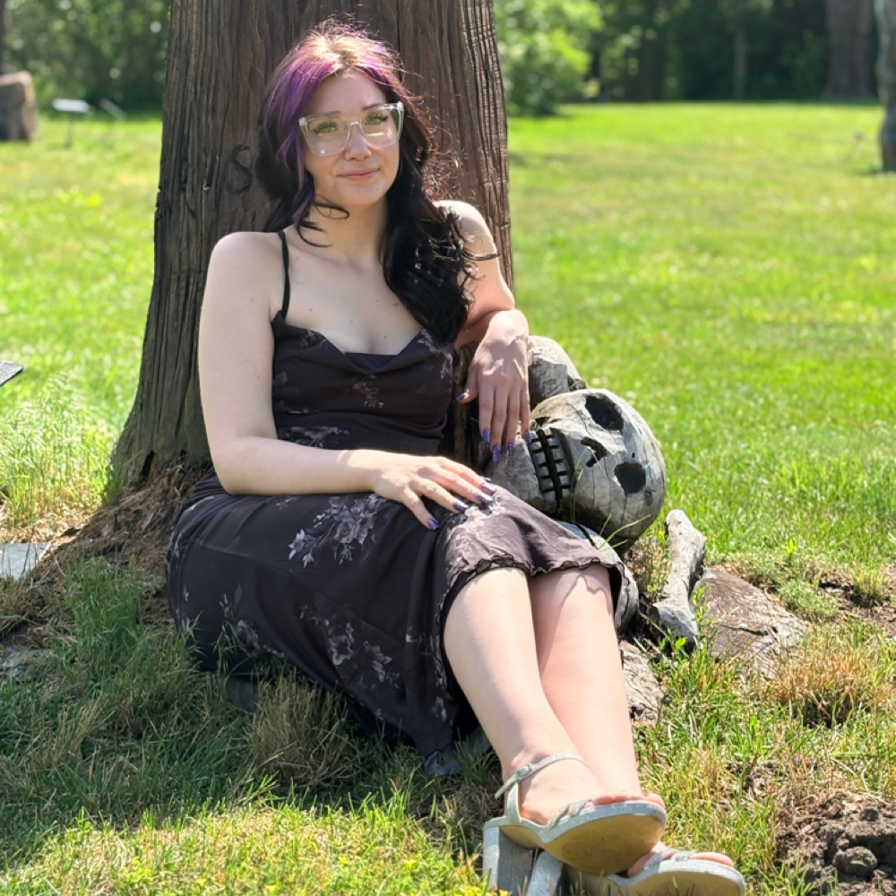 Emilie Nikole at Tiff-tastic’s Salon and Spa East in Battle Creek, MI