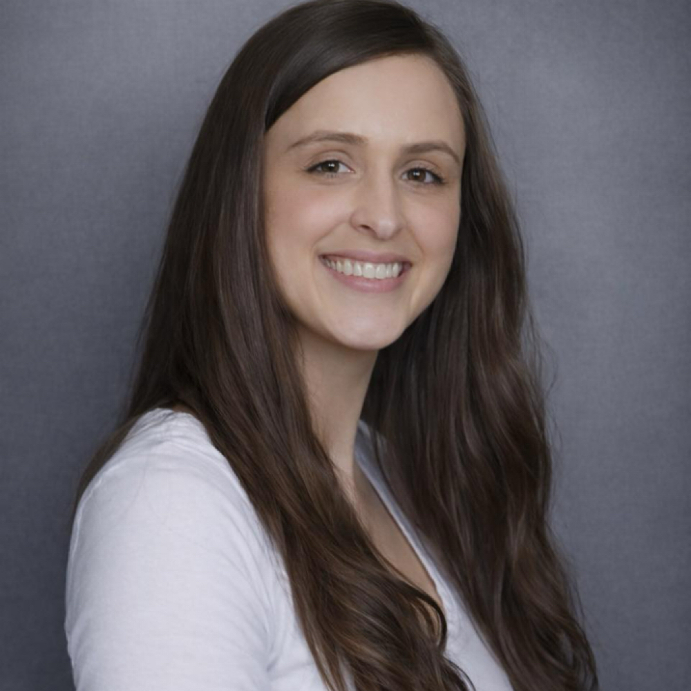 Lacy Lopez at Urban Wax & Beauty Lounge in White City, OR