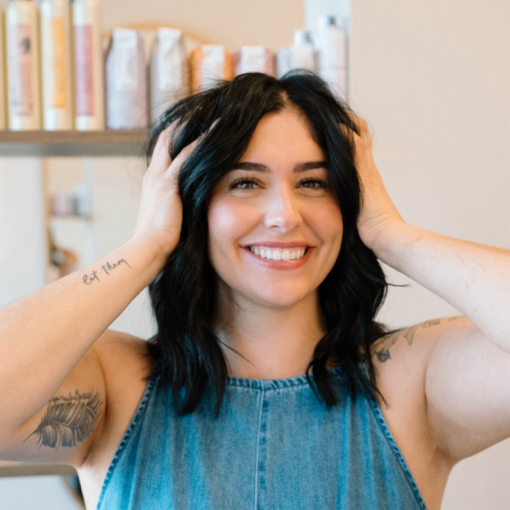 Alliyah White at KB Salon + Weddings in Bondurant, IA