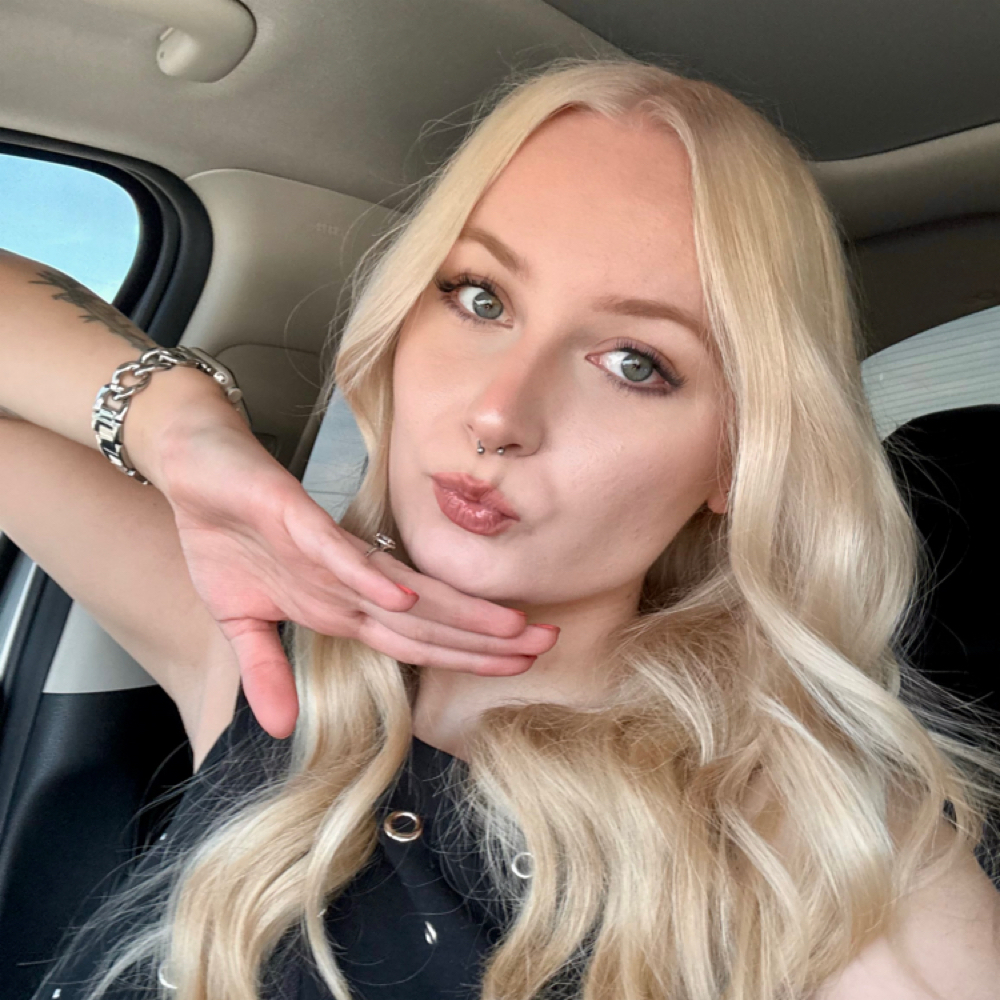 Rebecca Coffey at The Look Beauty Lounge in Bakersfield, CA