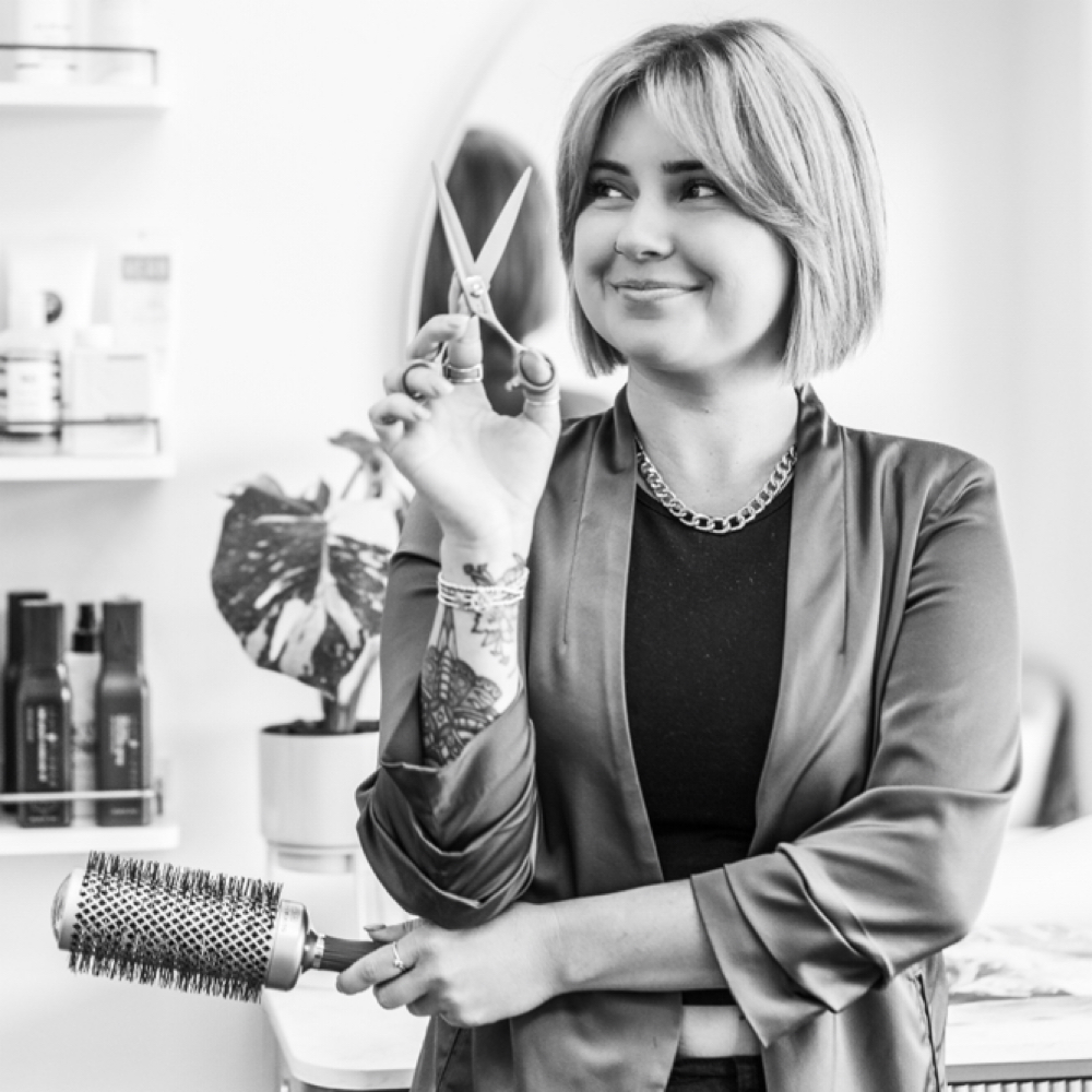 Savannah Derush at IVORY EDGE HAIR STUDIO in Glen Allen, VA