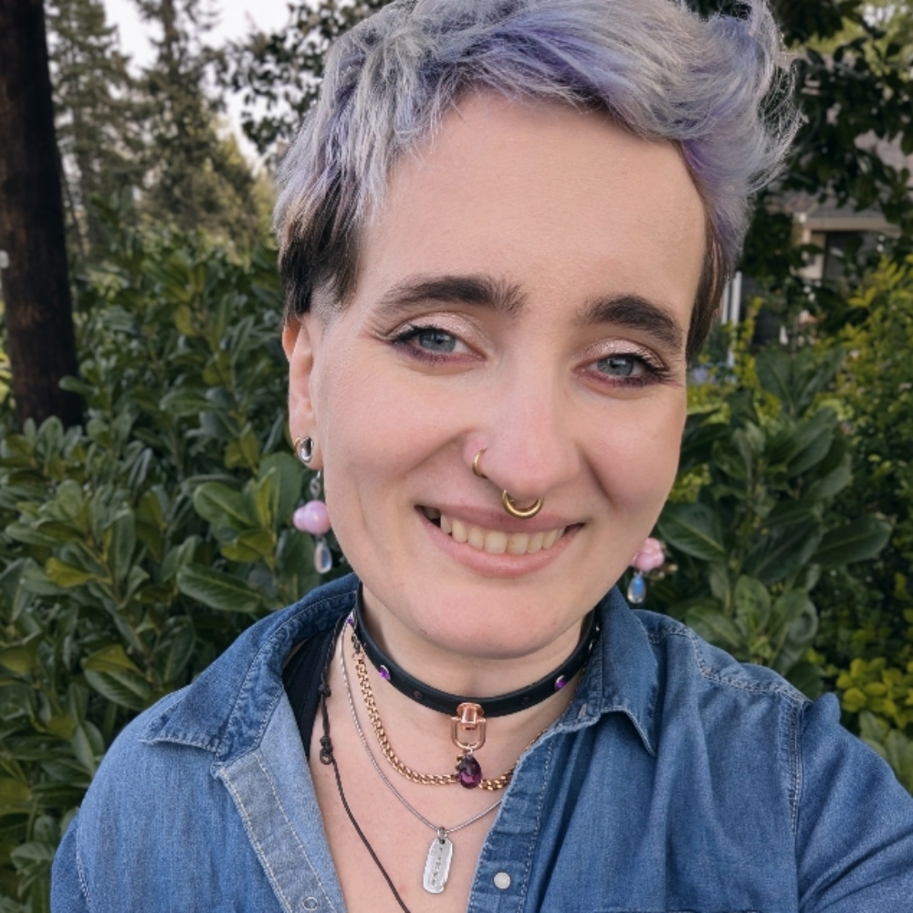 Kat Heartstrum at Mr. Oscar Hairstylists in Portland, OR