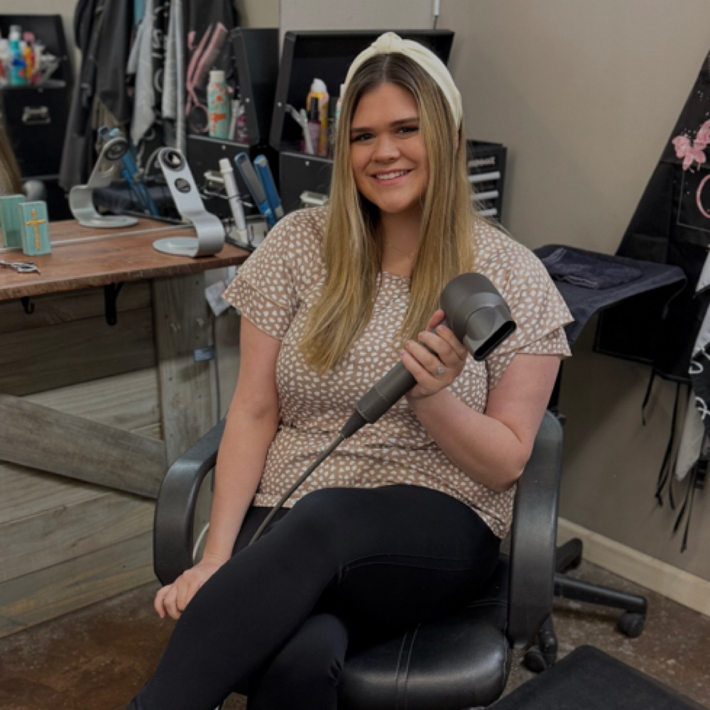 Ashlyn Wylds at Cindy’s Hair Salon in Augusta, GA