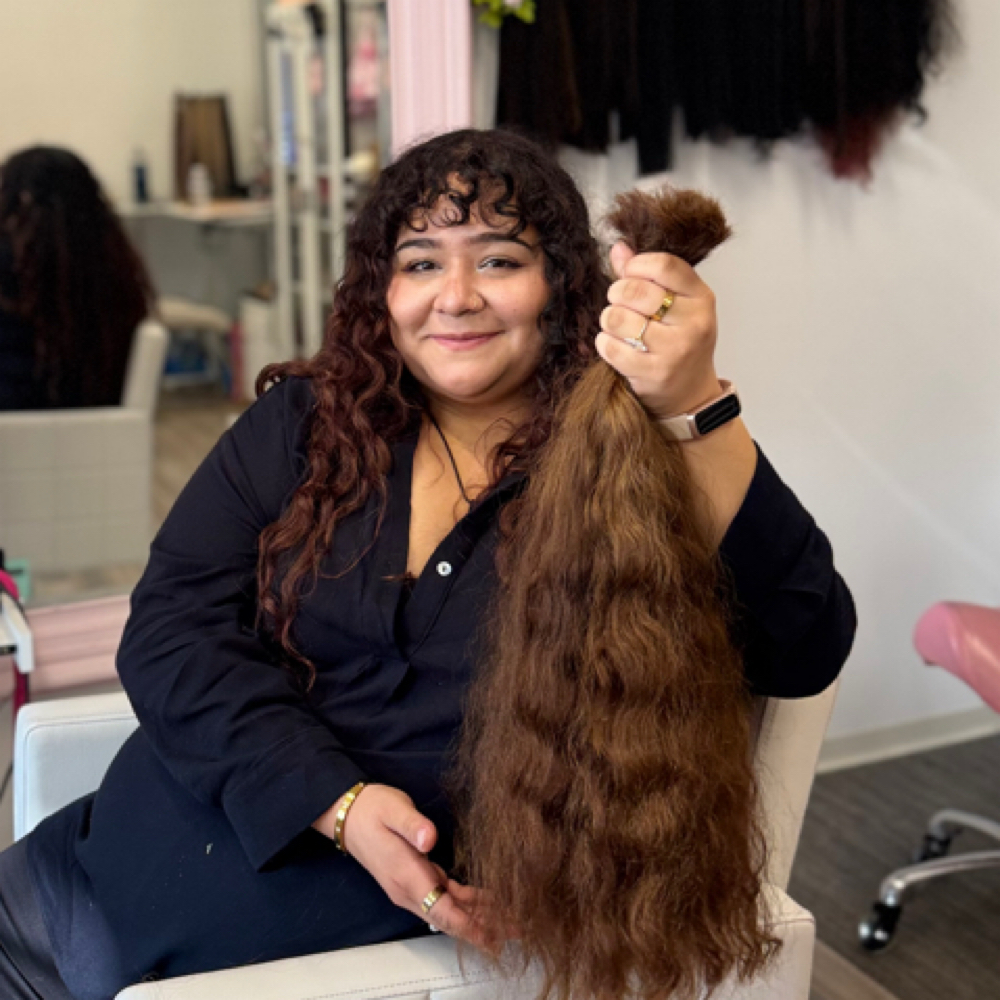 Selena Tiliano at Mami Hair Extensions LLC in Riverside, CA