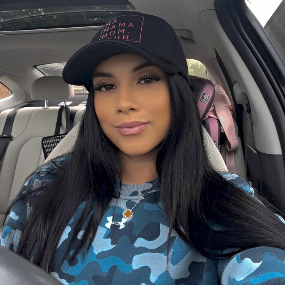 Sandra Munoz at LUSCIOUS LASHES BEAUTY STUDIO in Garland, TX