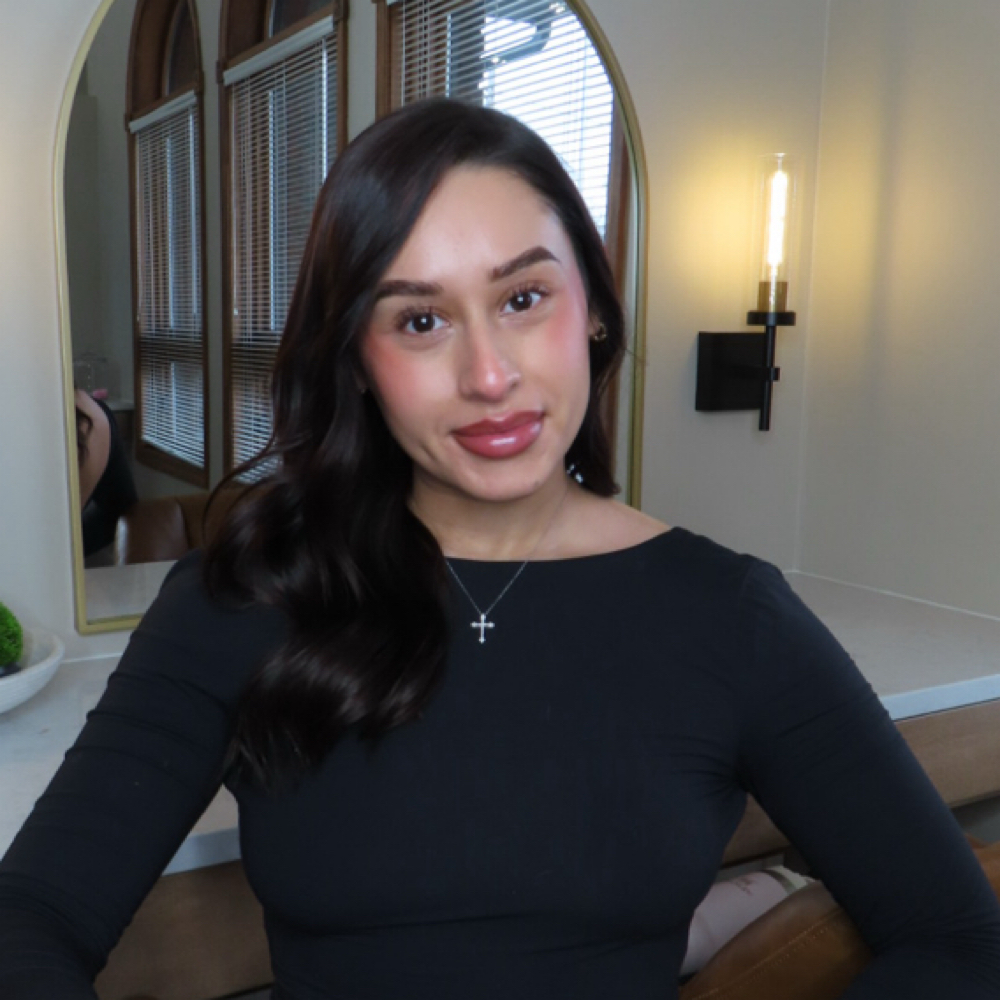 Jen Bedolla at STARBEAUTYxo in Crown Point, IN