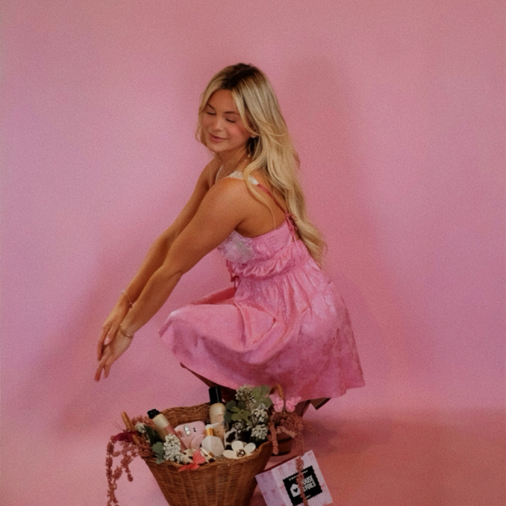 Taylor King at The Butterfly Loft in Fenton, MI