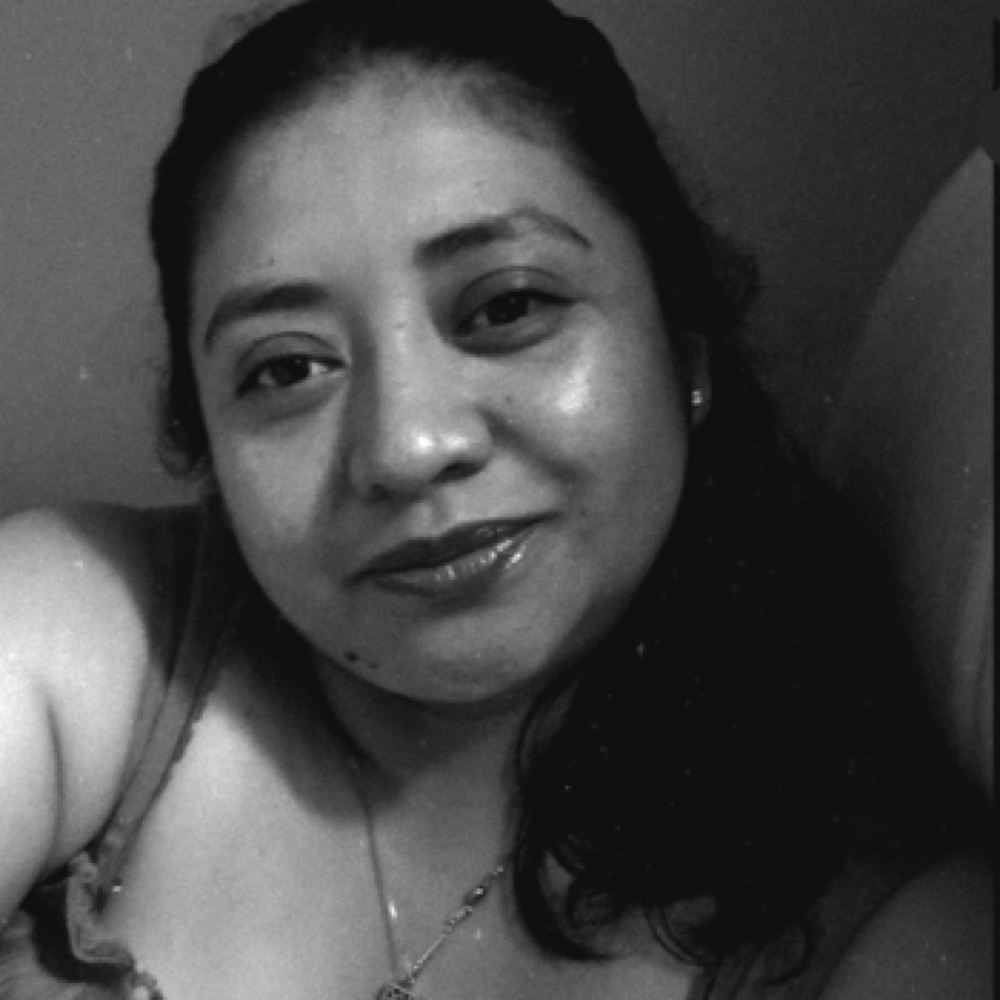 Mirna L at Claudia’s Nails & Spa in Lyndhurst, NJ