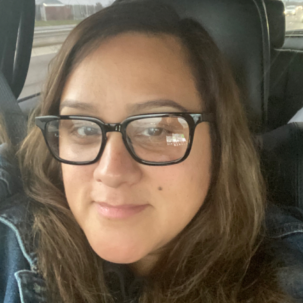 Marcee Rosado at Petite  Nail boutique in Grayslake, IL