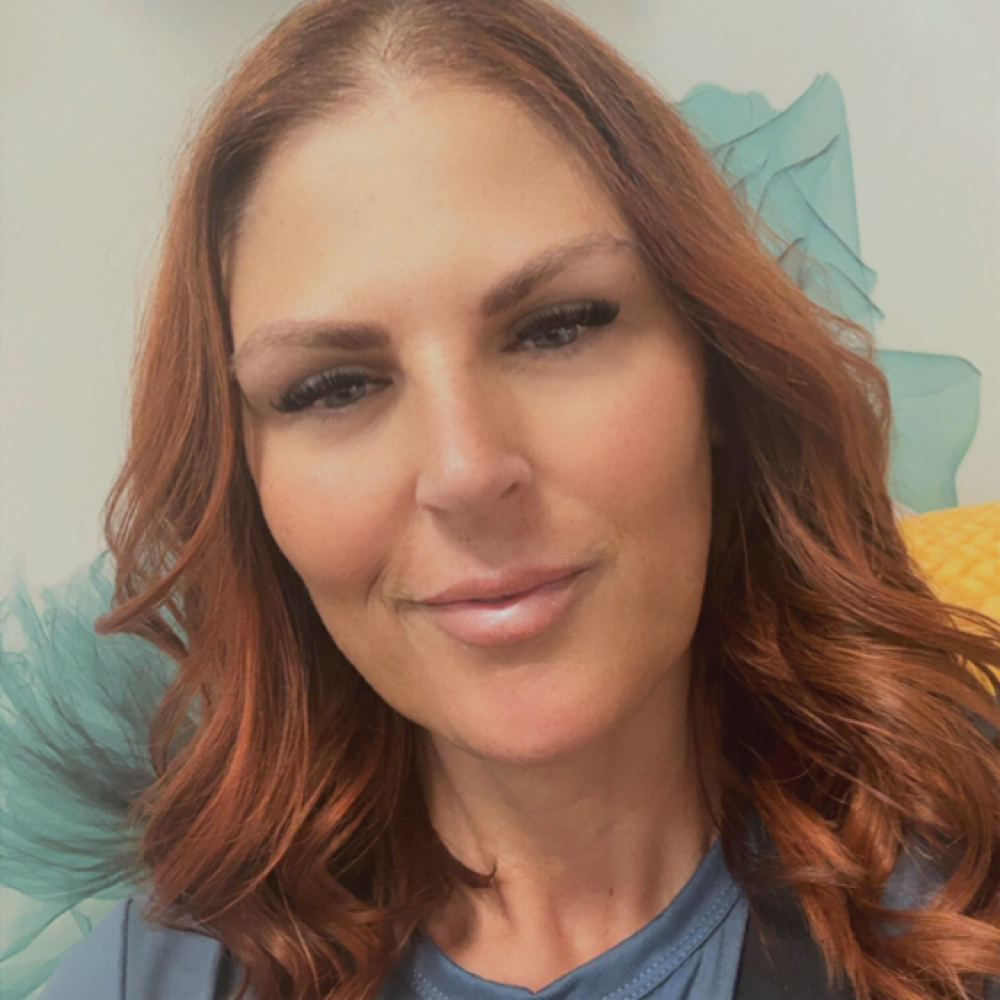 Kimberly Felshaw at Vanity Studio LLC in Lake Havasu City, AZ