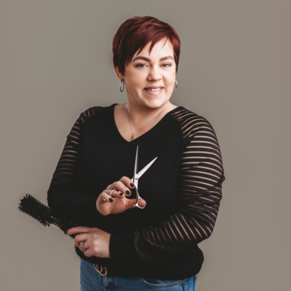 Jennifer Archie at Master Stylists in Grand Island, NE