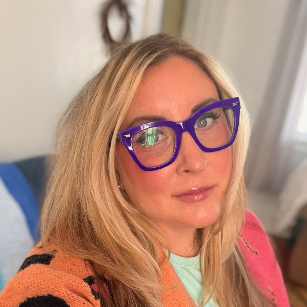 Amy Horn at Salon Eclips in Bethel Park, PA